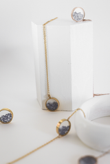 Sautoir Médaillon Bleu Profond doré à l'Or Rose - Charles Orwin